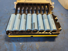 Load image into Gallery viewer, 12V Solar battery pack