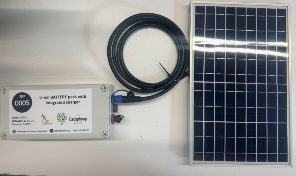 Solar Module Pack Photo 12V Solar battery pack – 2040